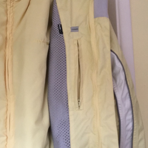 WARM Warm warm! Trespass ski jacket - Picture 4 of 12